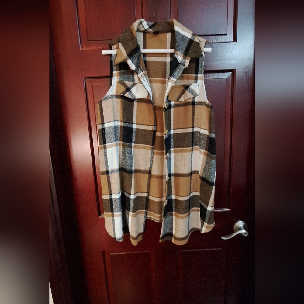 SHEIN Brown Plaid Vest